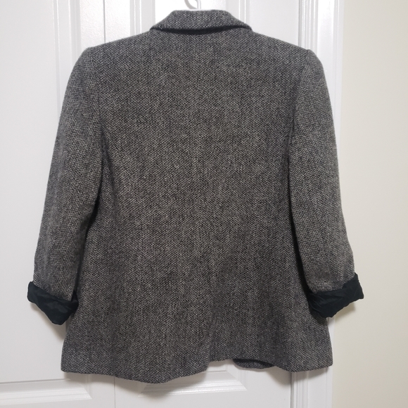 [Sold] Vintage Wool Blazer - Picture 2 of 4